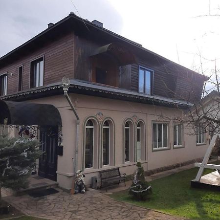 Садиба У Крайлюків Jaremtje Exteriör bild